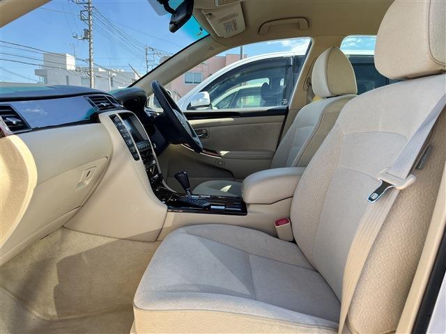 2007 Toyota Crown Royal – thumbnail 4