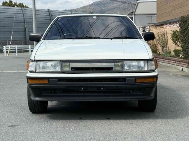 1987 Toyota Corolla Levin – thumbnail 3