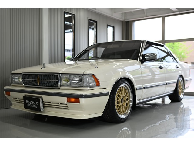 1990 Nissan Cedric Sedan