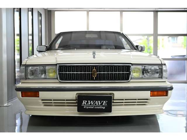 1990 Nissan Cedric Sedan – thumbnail 3