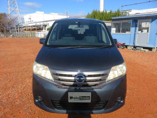 2011 Nissan Serena – thumbnail 2