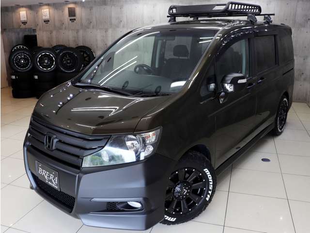 2011 Honda Stepwgn – thumbnail 2
