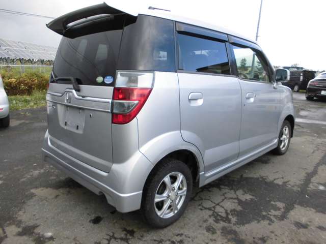 2011 Honda Zest – thumbnail 3