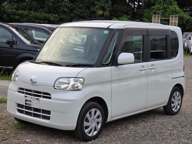 2011 Daihatsu Tanto