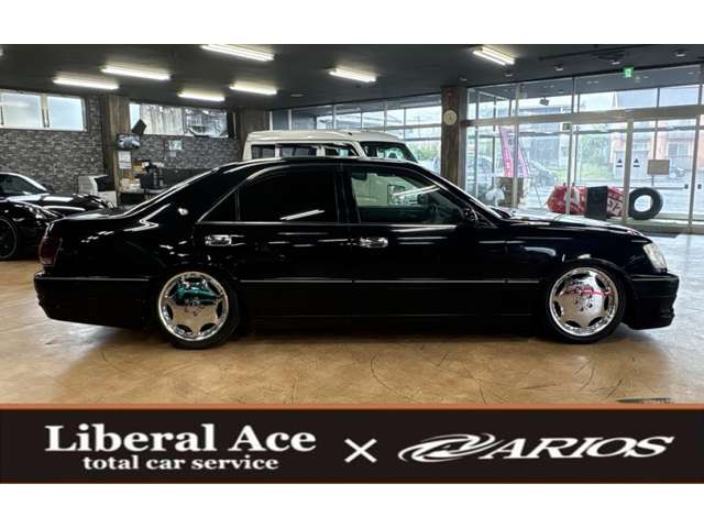 2002 Toyota Crown Athlete – thumbnail 4