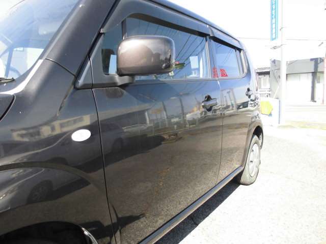 2011 Nissan Moco – thumbnail 3