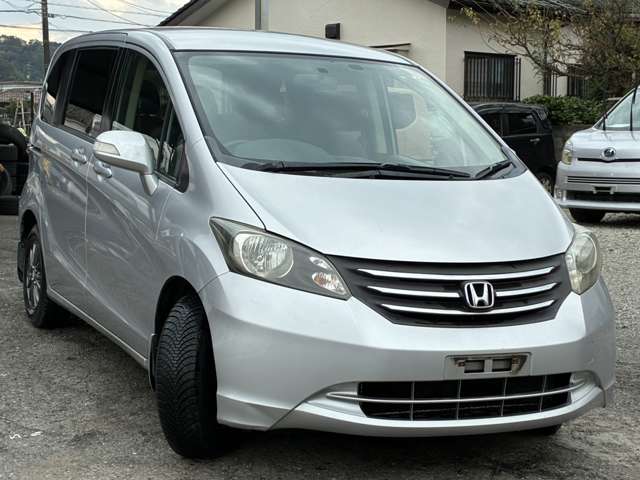 2009 Honda Freed – thumbnail 3