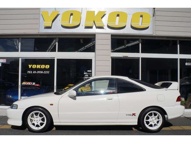 1997 Honda Integra Type R – thumbnail 4