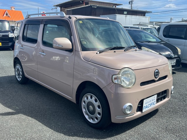 2011 Daihatsu Mira Cocoa