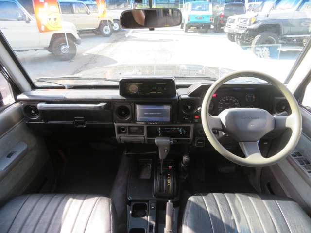 1992 Toyota Land Cruiser Prado – thumbnail 3