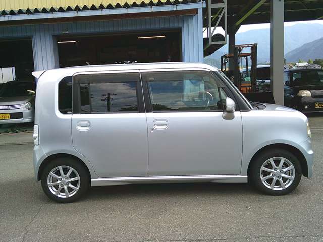 2009 Daihatsu Move Conte – thumbnail 4