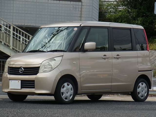 2010 Nissan Roox – thumbnail 4
