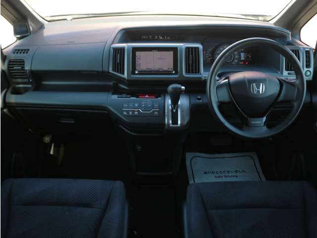 2010 Honda Stepwgn – thumbnail 4