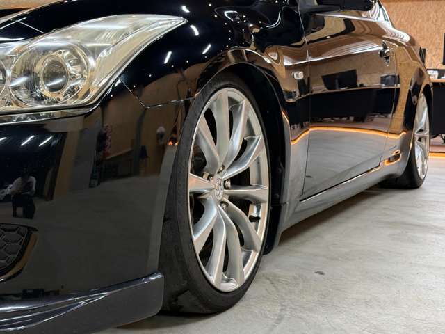2009 Nissan Skyline Coupe – thumbnail 4