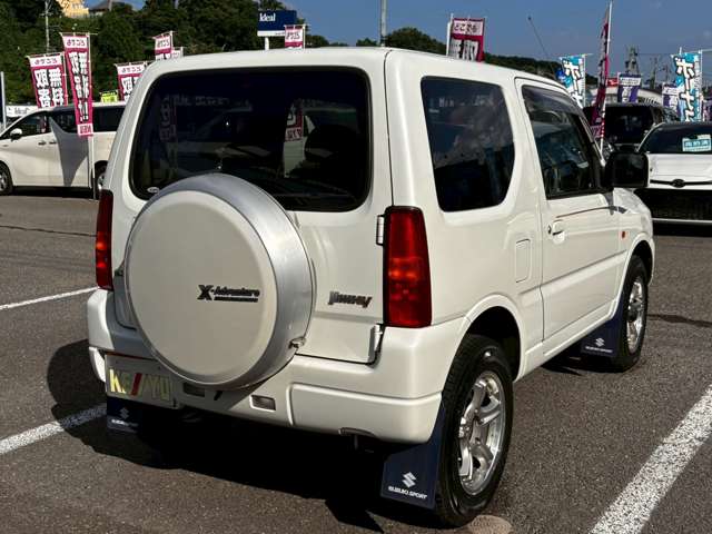 2011 Suzuki Jimny – thumbnail 3
