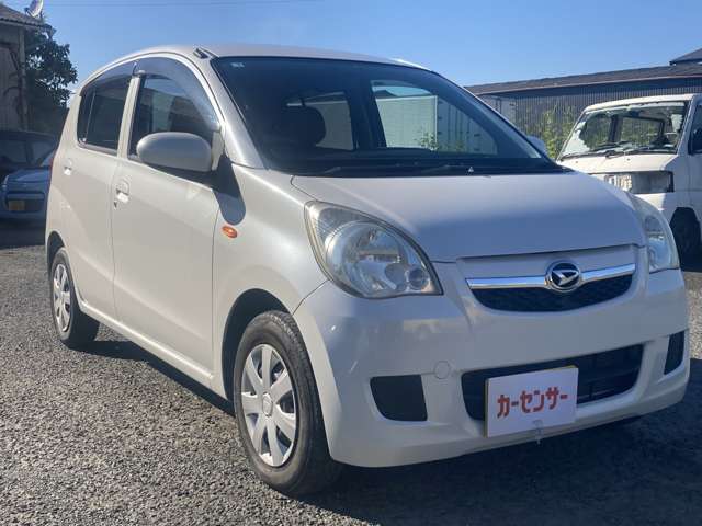 2011 Daihatsu Mira – thumbnail 3