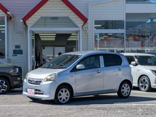 2011 Daihatsu Mira e:S – thumbnail 2