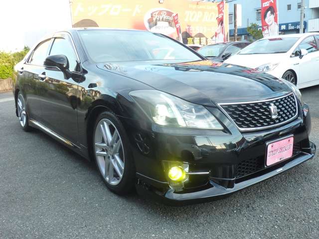 2011 Toyota Crown Athlete – thumbnail 3