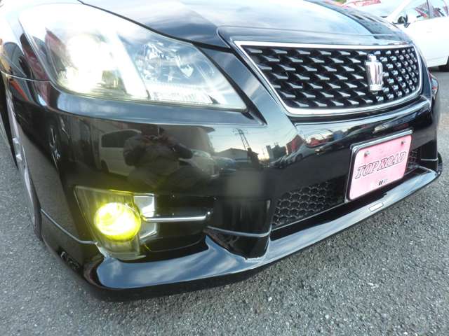 2011 Toyota Crown Athlete – thumbnail 4