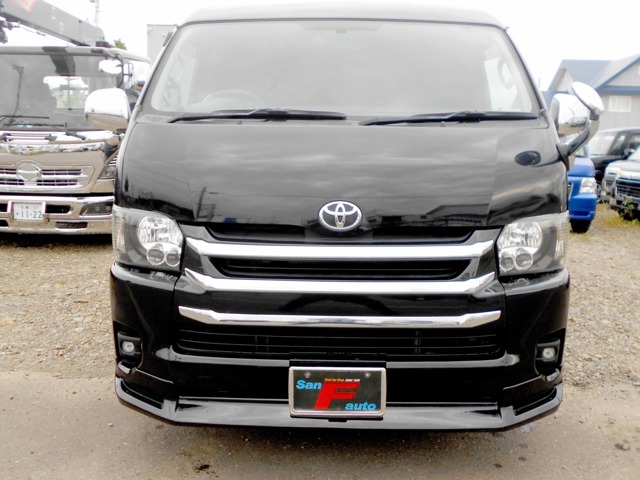 2010 Toyota Hiace
