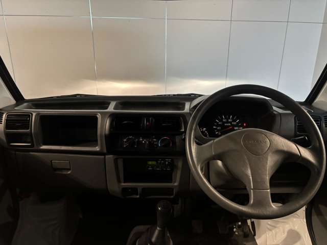 2003 Nissan Clipper Truck – thumbnail 4