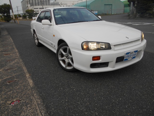 1999 Nissan Skyline