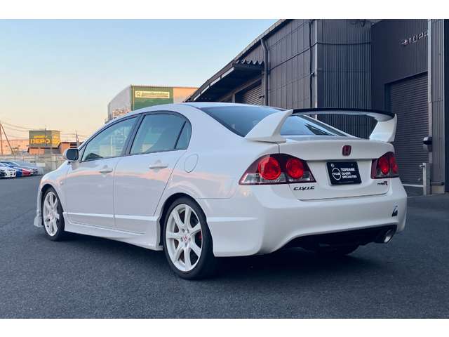 2007 Honda Civic Type R – thumbnail 3