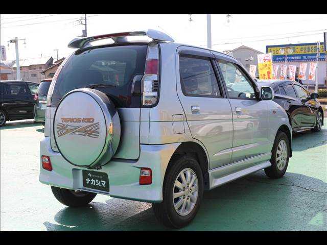 2008 Daihatsu Terios Kid – thumbnail 3