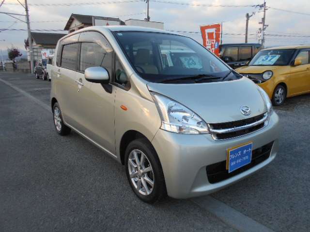 2011 Daihatsu Move – thumbnail 3