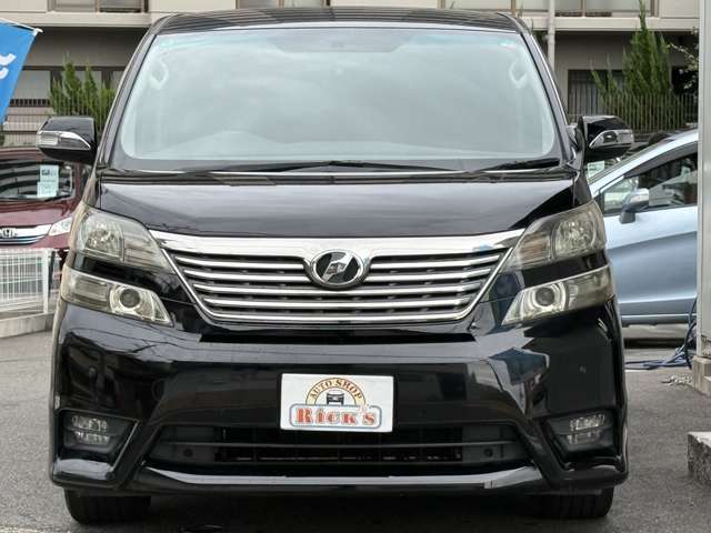 2010 Toyota Vellfire – thumbnail 4