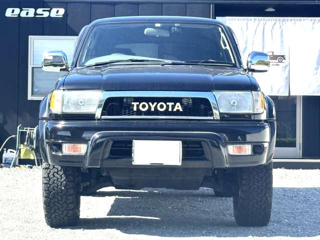 2001 Toyota Hilux Surf – thumbnail 3