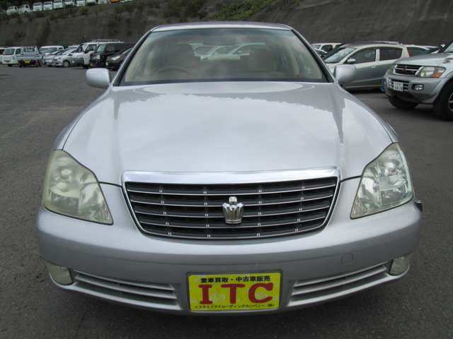 2005 Toyota Crown Royal – thumbnail 2