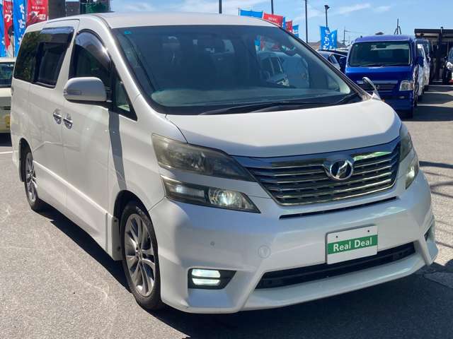 2010 Toyota Vellfire – thumbnail 4