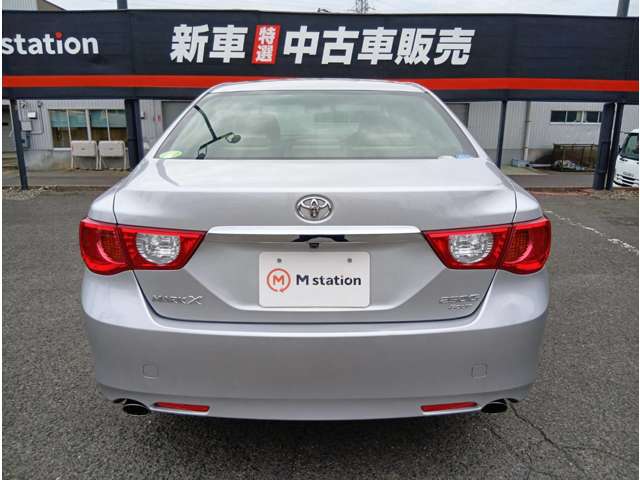 2011 Toyota Mark X – thumbnail 4