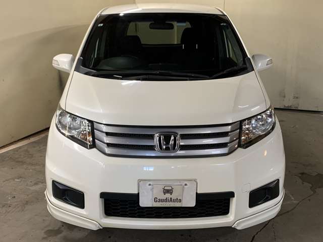 2011 Honda Freed Spike – thumbnail 2