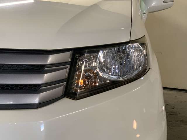 2011 Honda Freed Spike – thumbnail 4