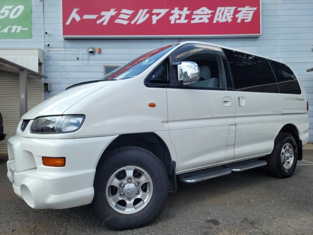 2004 Mitsubishi Delica Space Gear