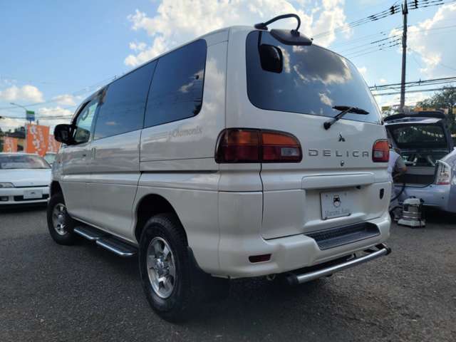 2004 Mitsubishi Delica Space Gear – thumbnail 4