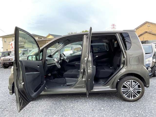 2011 Daihatsu Move – thumbnail 3