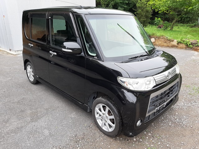 2011 Daihatsu Tanto
