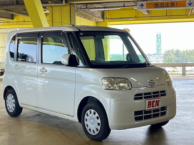 2009 Daihatsu Tanto – thumbnail 3