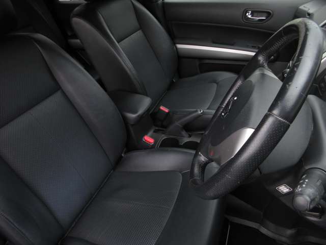 2011 Nissan X-Trail – thumbnail 3