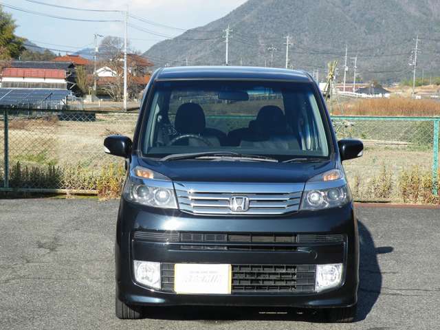 2011 Honda Life – thumbnail 2