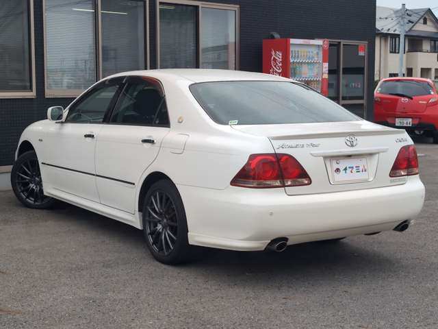 2008 Toyota Crown Athlete – thumbnail 2