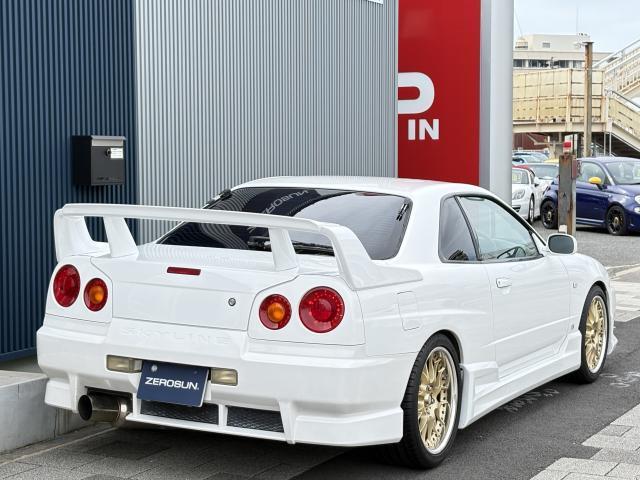 1998 Nissan Skyline Coupe – thumbnail 2