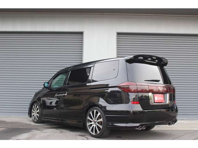 2011 Honda Elysion – thumbnail 4