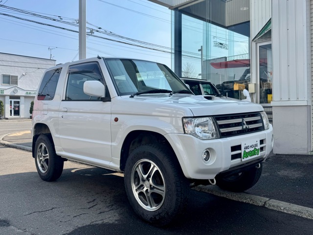 2009 Mitsubishi Pajero Mini