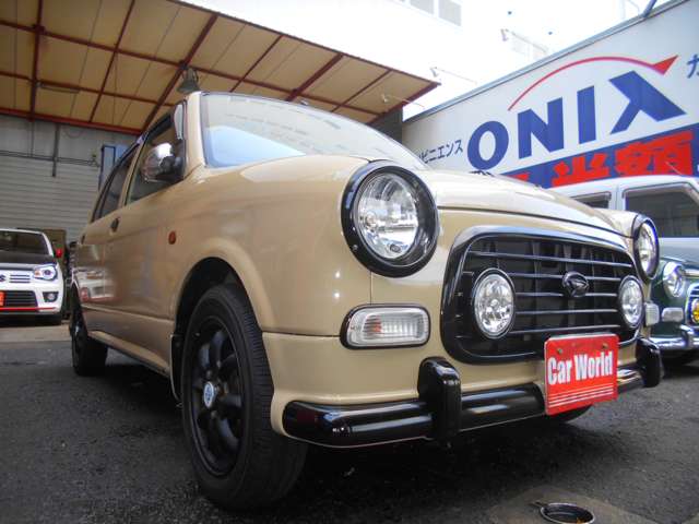 2004 Daihatsu Mira Gino – thumbnail 3