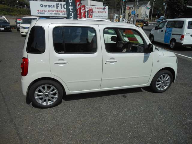 2011 Daihatsu Mira Cocoa – thumbnail 4