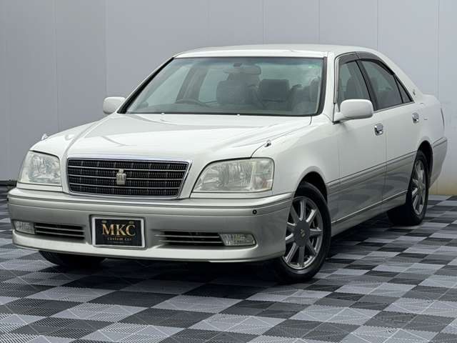 2003 Toyota Crown Royal – thumbnail 3